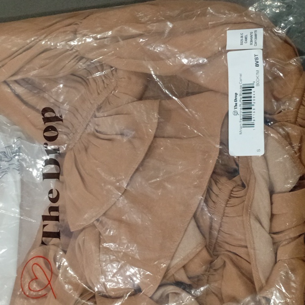 The Drop “Miriam” Feminine Ruffle Blouse – Camel | New With Tags - Picture 9 of 9
